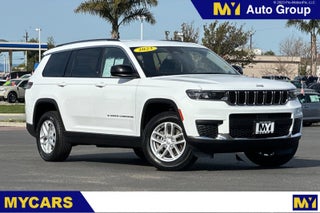 2023 Jeep Grand Cherokee L Laredo 4x2