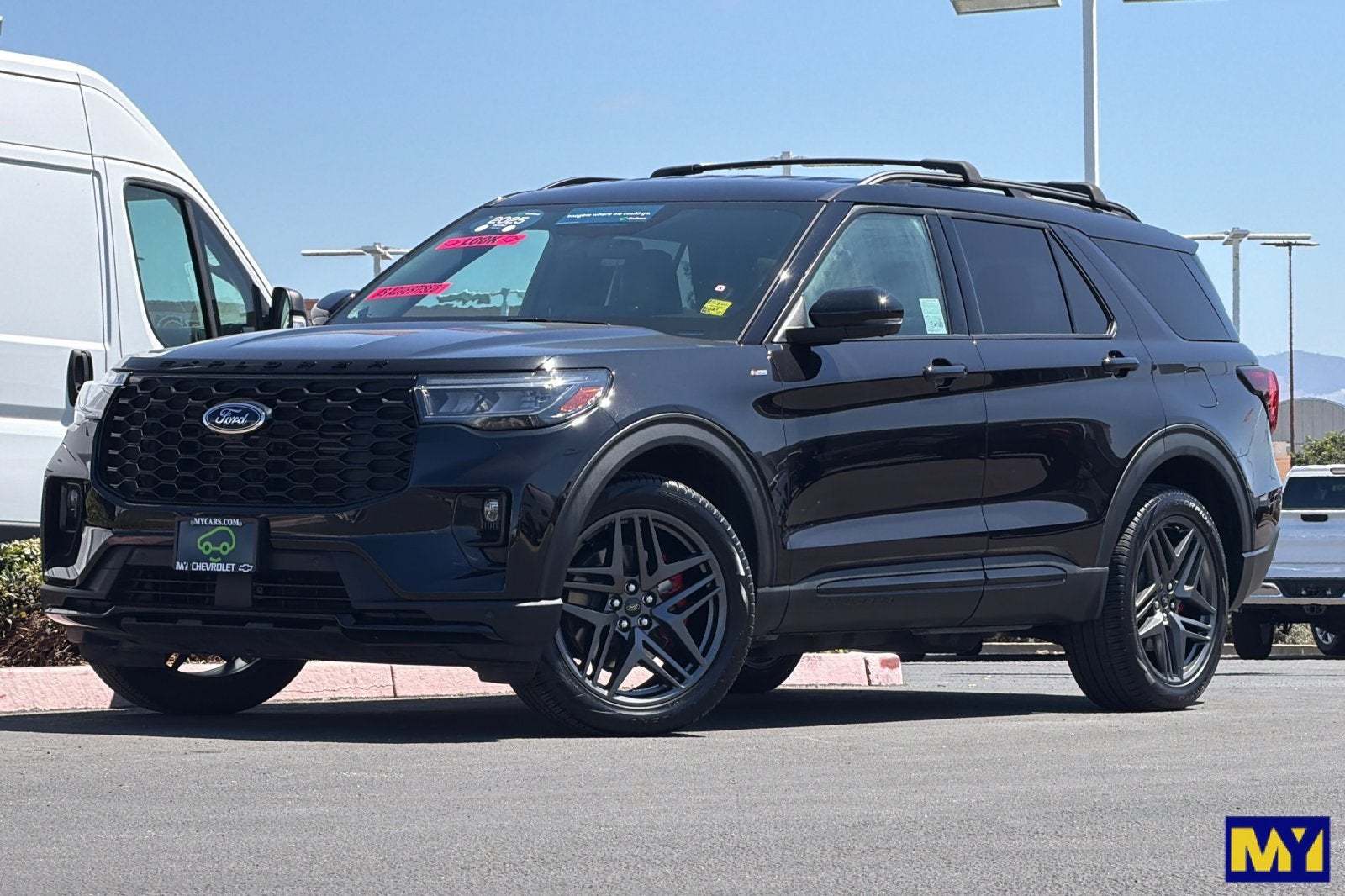2025 Ford Explorer ST-Line