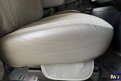 2023 Chevrolet Express Passenger 3500 1LT