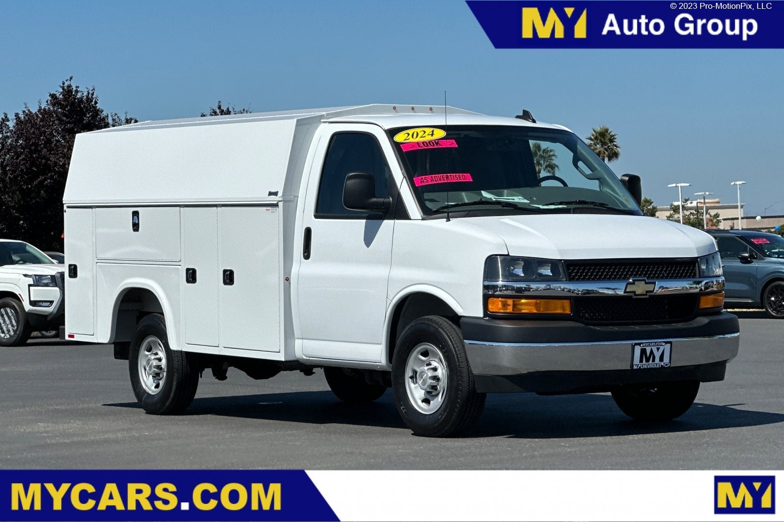2024 Chevrolet Express Cutaway 3500 1WT