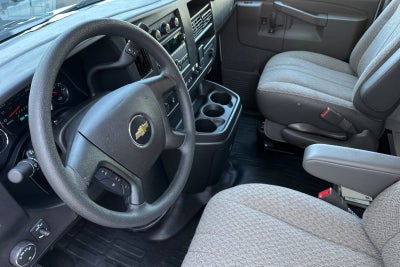 2024 Chevrolet Express Cutaway 3500 1WT