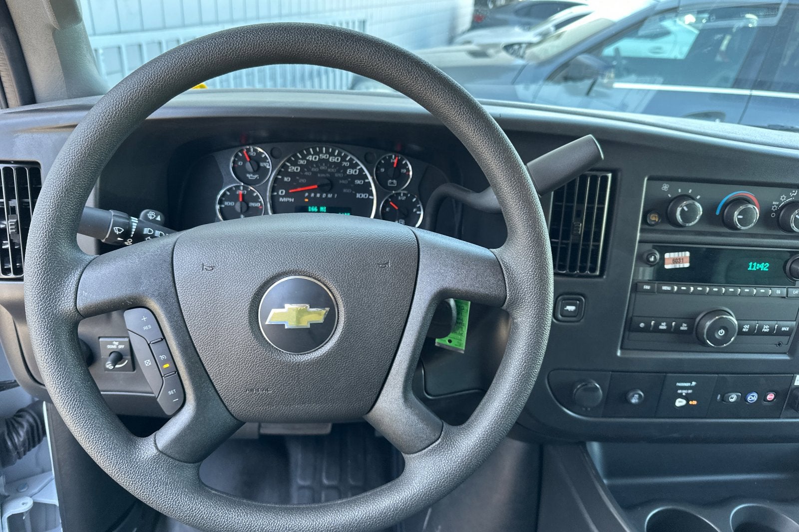 2024 Chevrolet Express Cutaway 3500 1WT