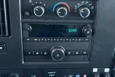 2024 Chevrolet Express Cutaway 3500 1WT