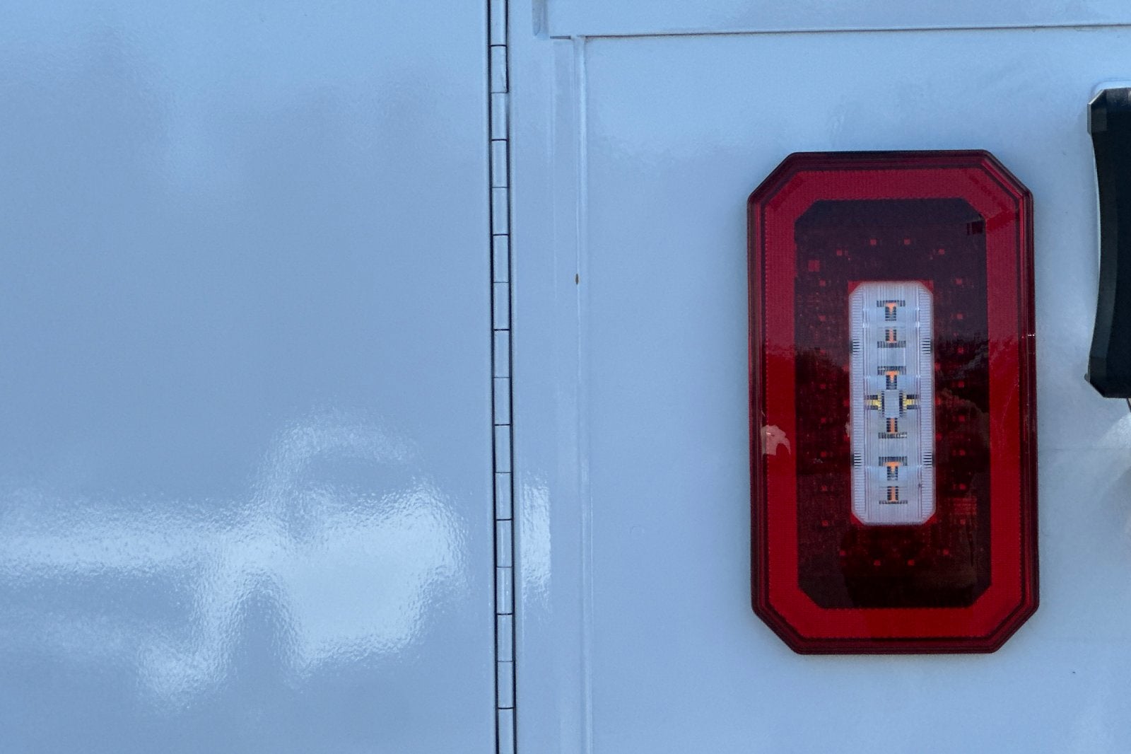 2024 Chevrolet Express Cutaway 3500 1WT