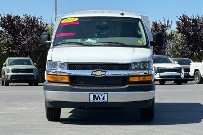 2024 Chevrolet Express Cutaway 3500 1WT