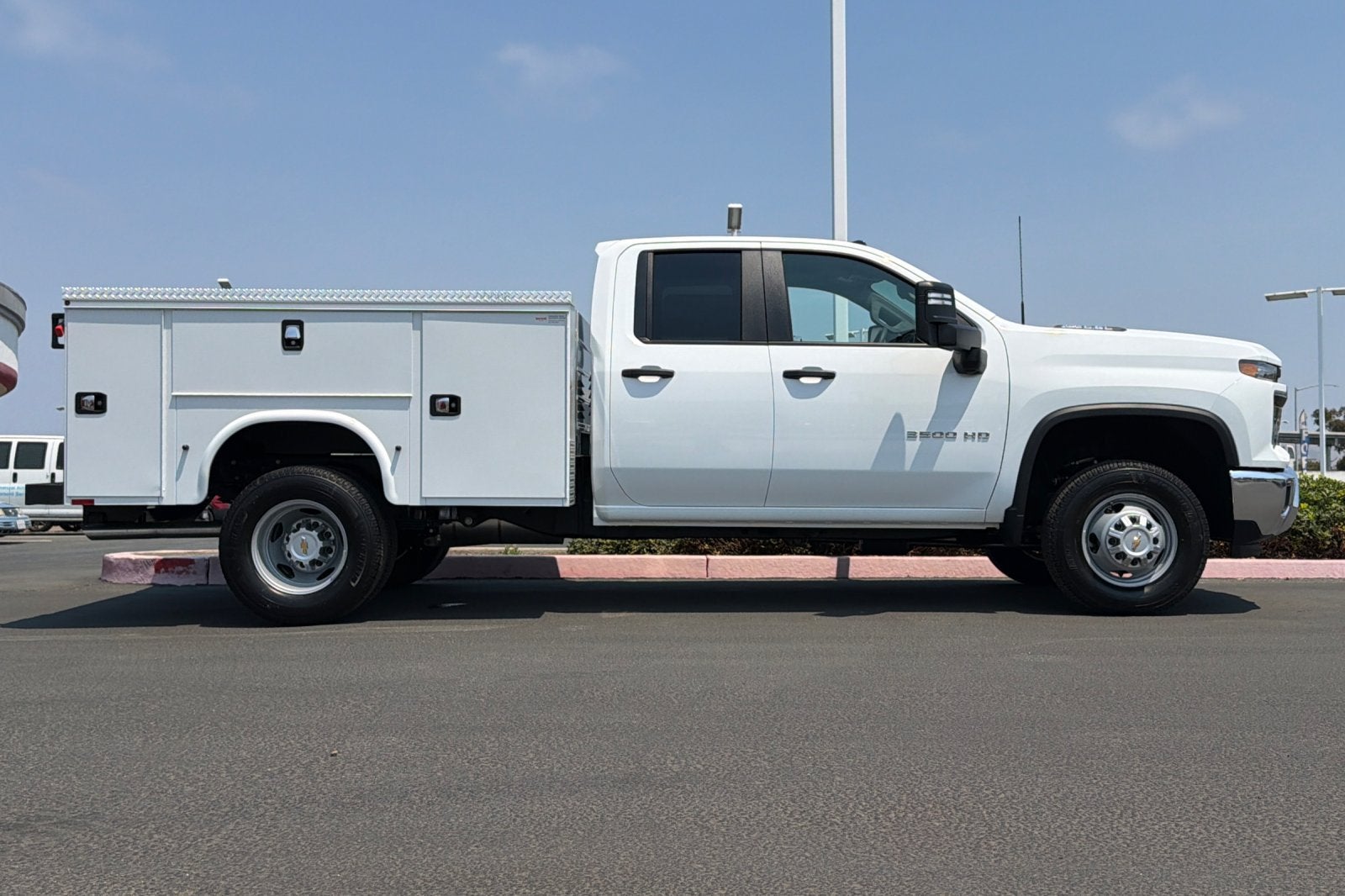 2026 Chevrolet Silverado 3500 HD WT DRW