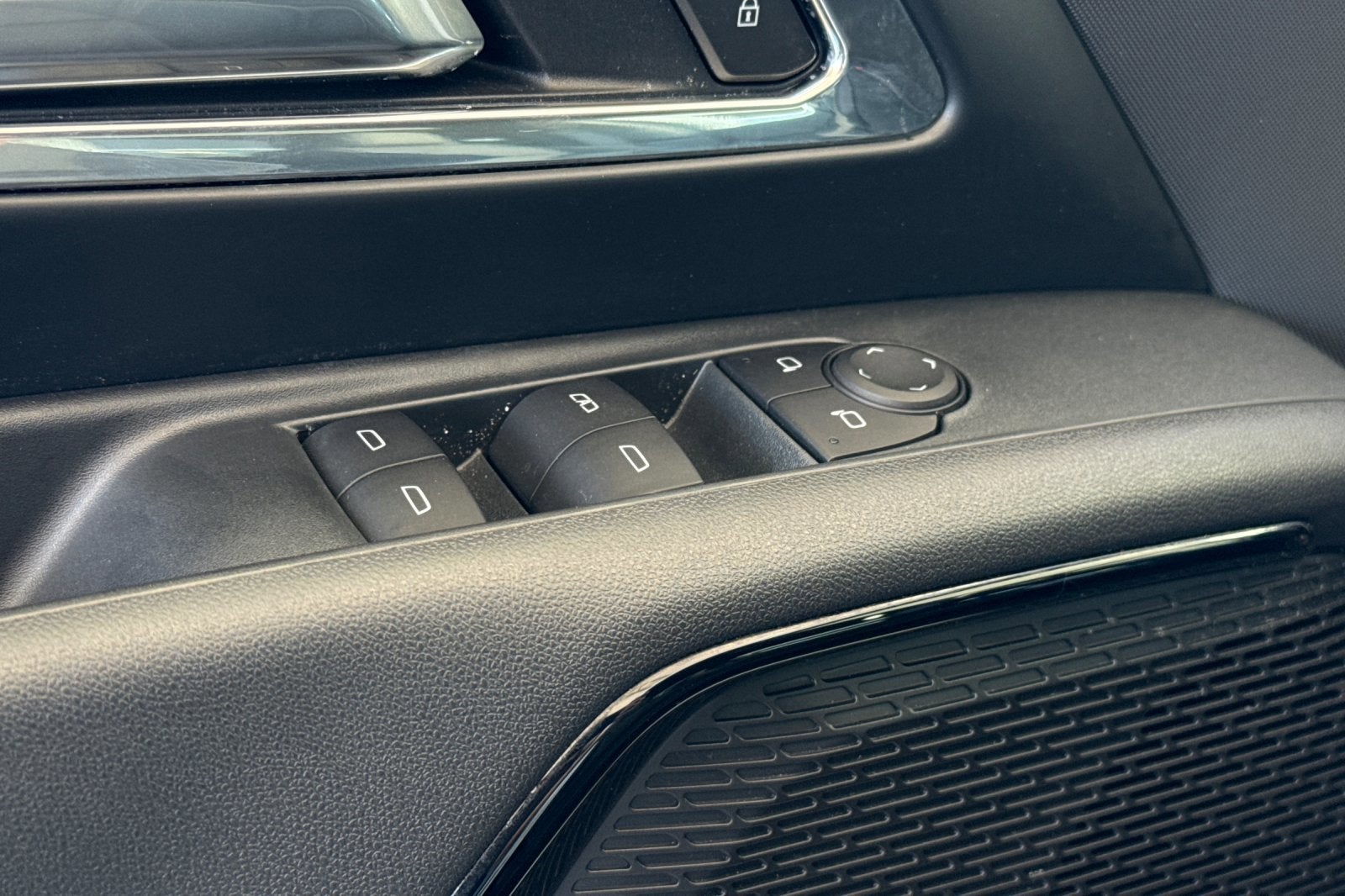 2026 Chevrolet Silverado EV LT - Standard Range