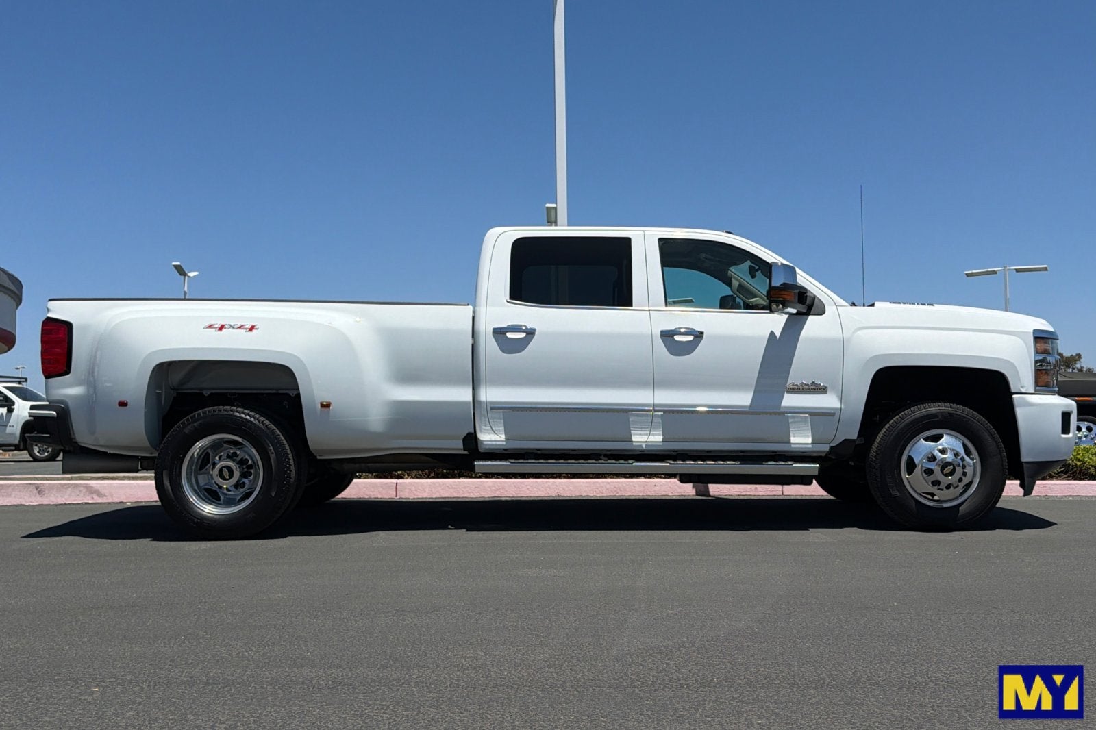 2016 Chevrolet Silverado 3500 HD High Country
