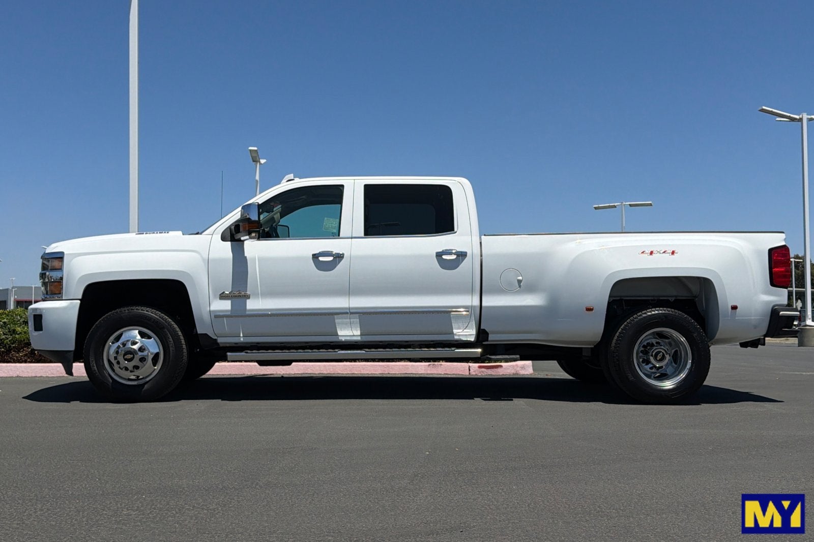 2016 Chevrolet Silverado 3500 HD High Country