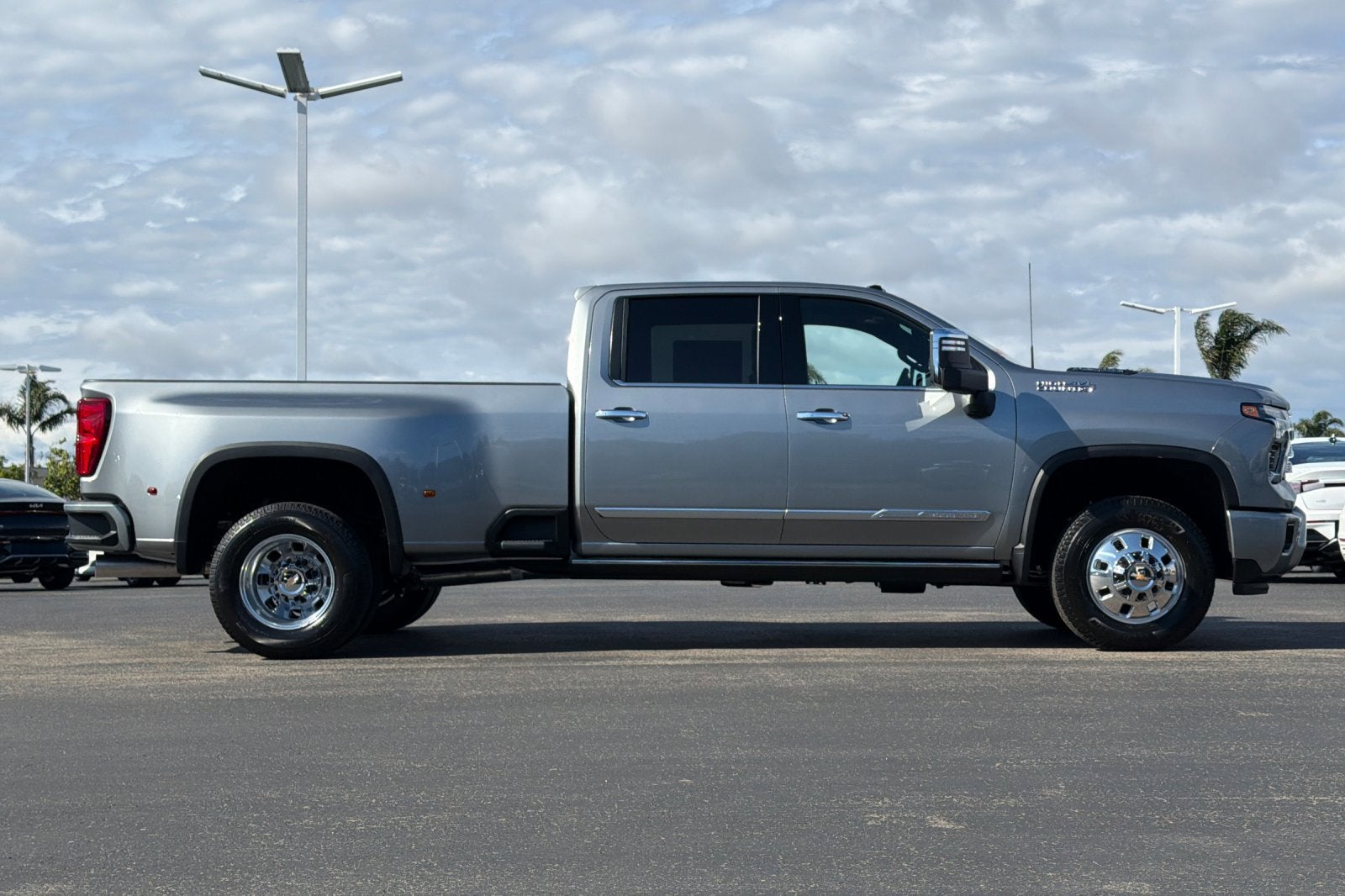 2026 Chevrolet Silverado 3500 HD High Country DRW