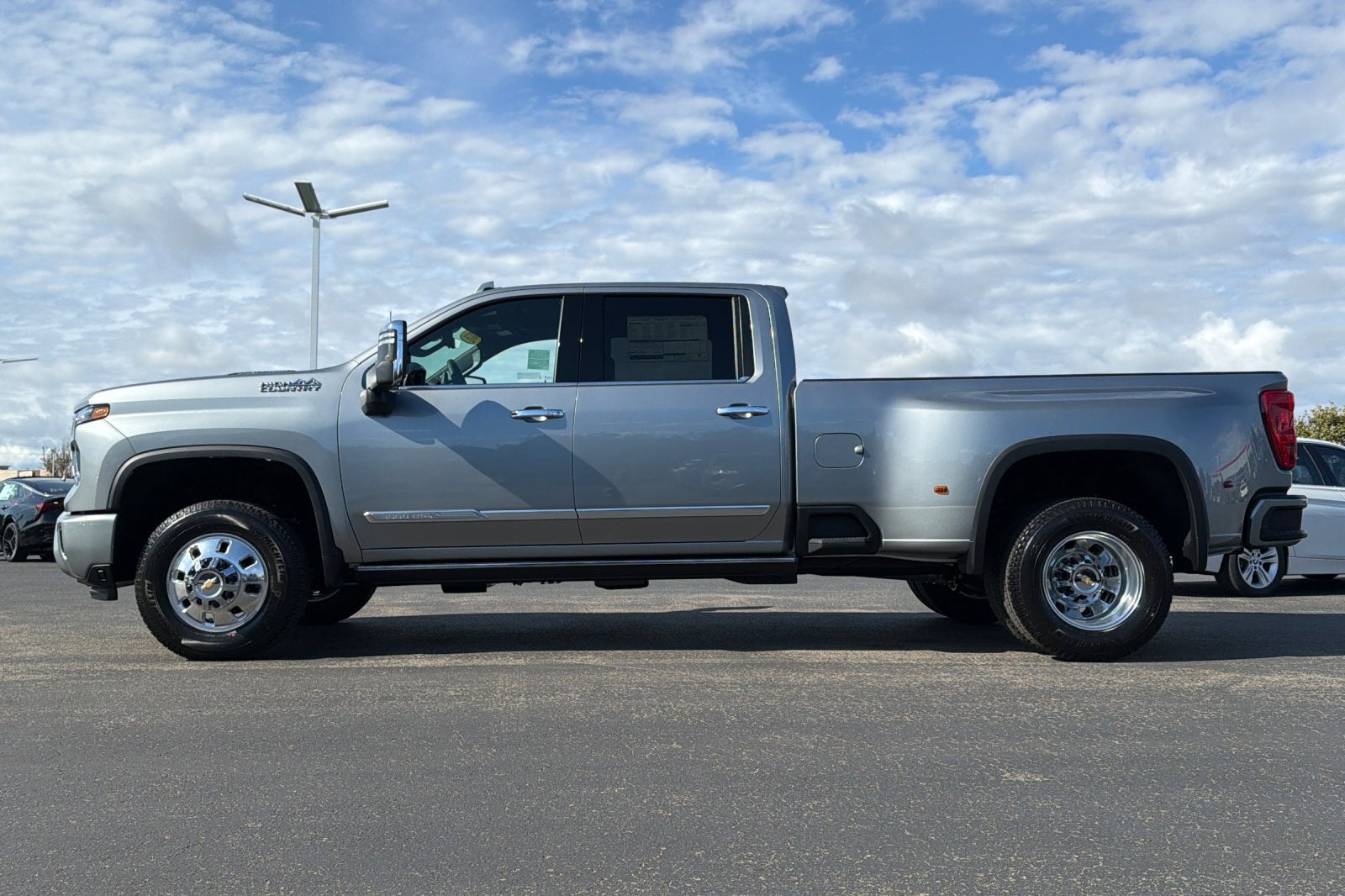 2026 Chevrolet Silverado 3500 HD High Country DRW