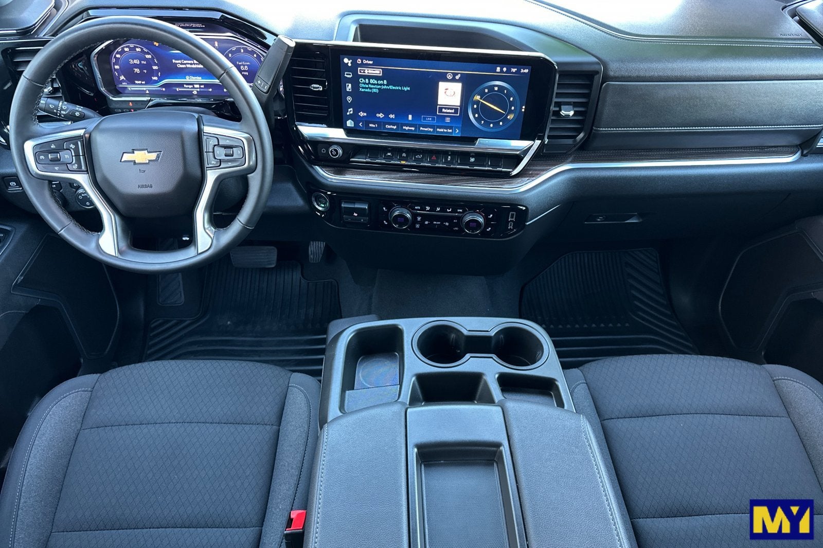 2025 Chevrolet Silverado 1500 LT (2FL)