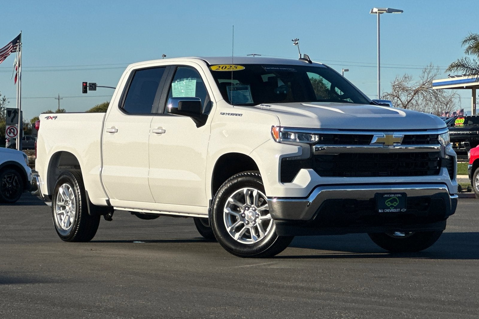 2025 Chevrolet Silverado 1500 LT (2FL)