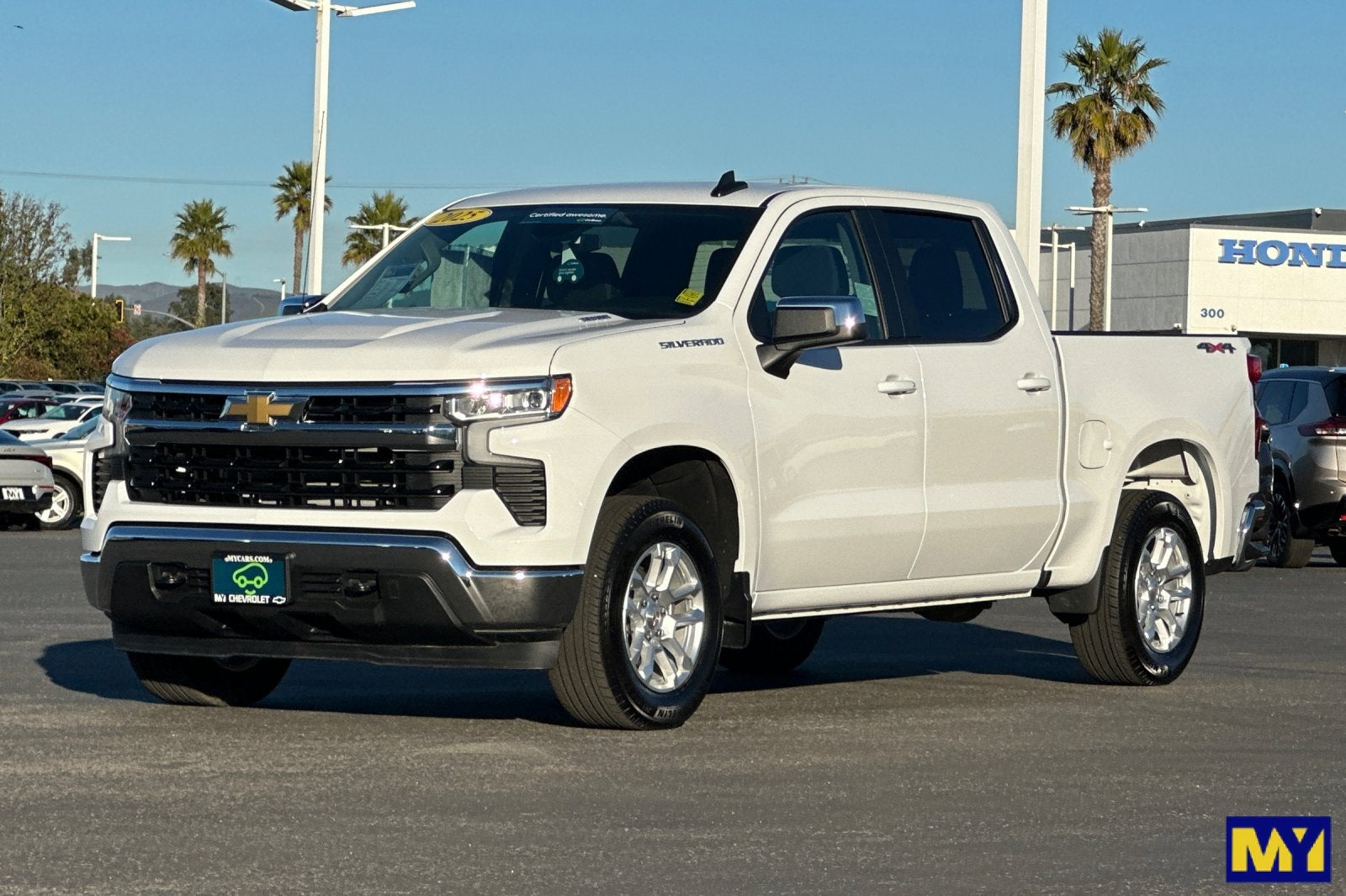 2025 Chevrolet Silverado 1500 LT (2FL)