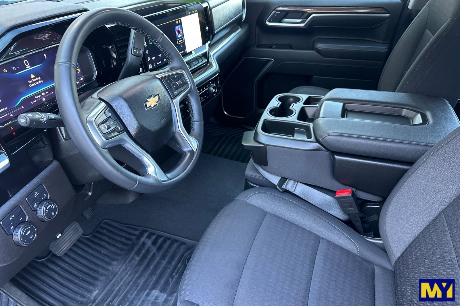 2025 Chevrolet Silverado 1500 LT (2FL)