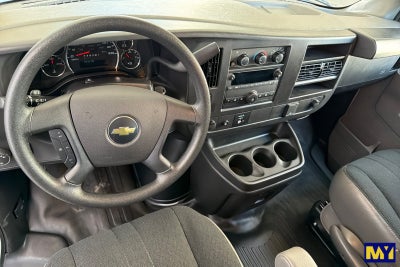2025 Chevrolet Express Cargo WT