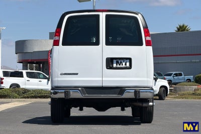 2025 Chevrolet Express Cargo WT
