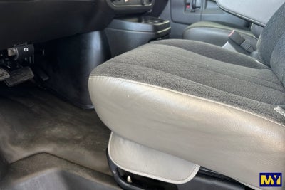 2024 Chevrolet Express Cargo 2500 WT