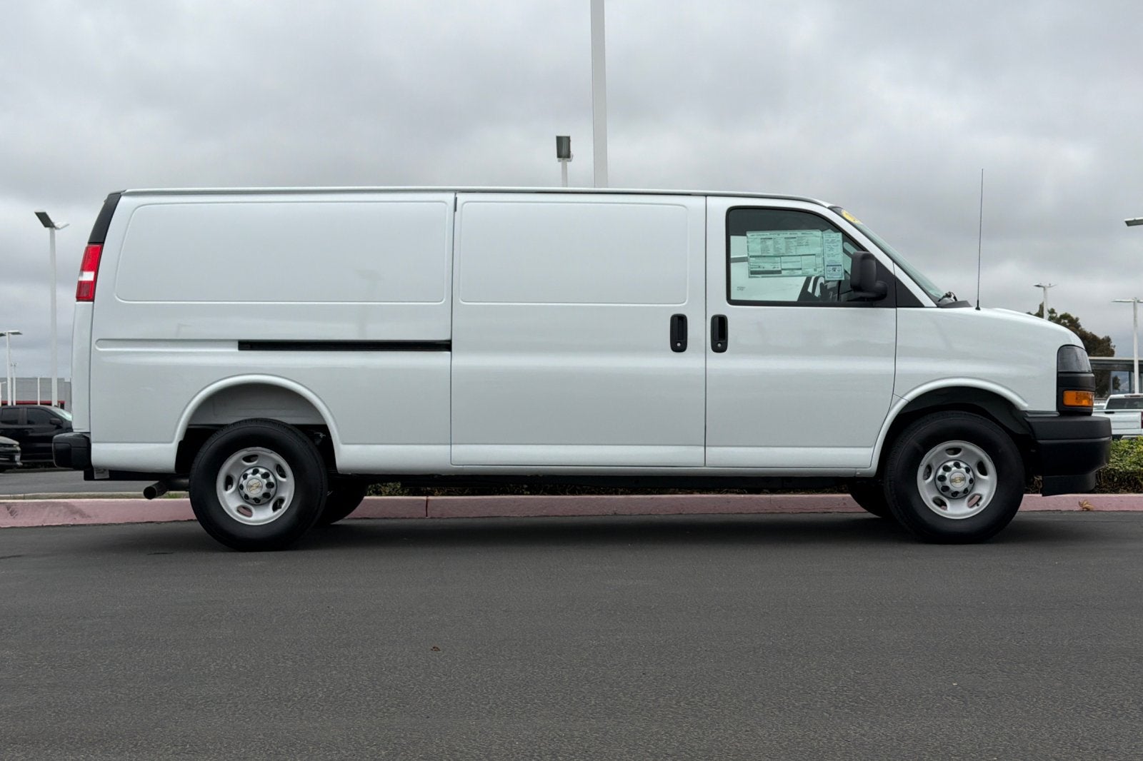 2026 Chevrolet Express Cargo WT