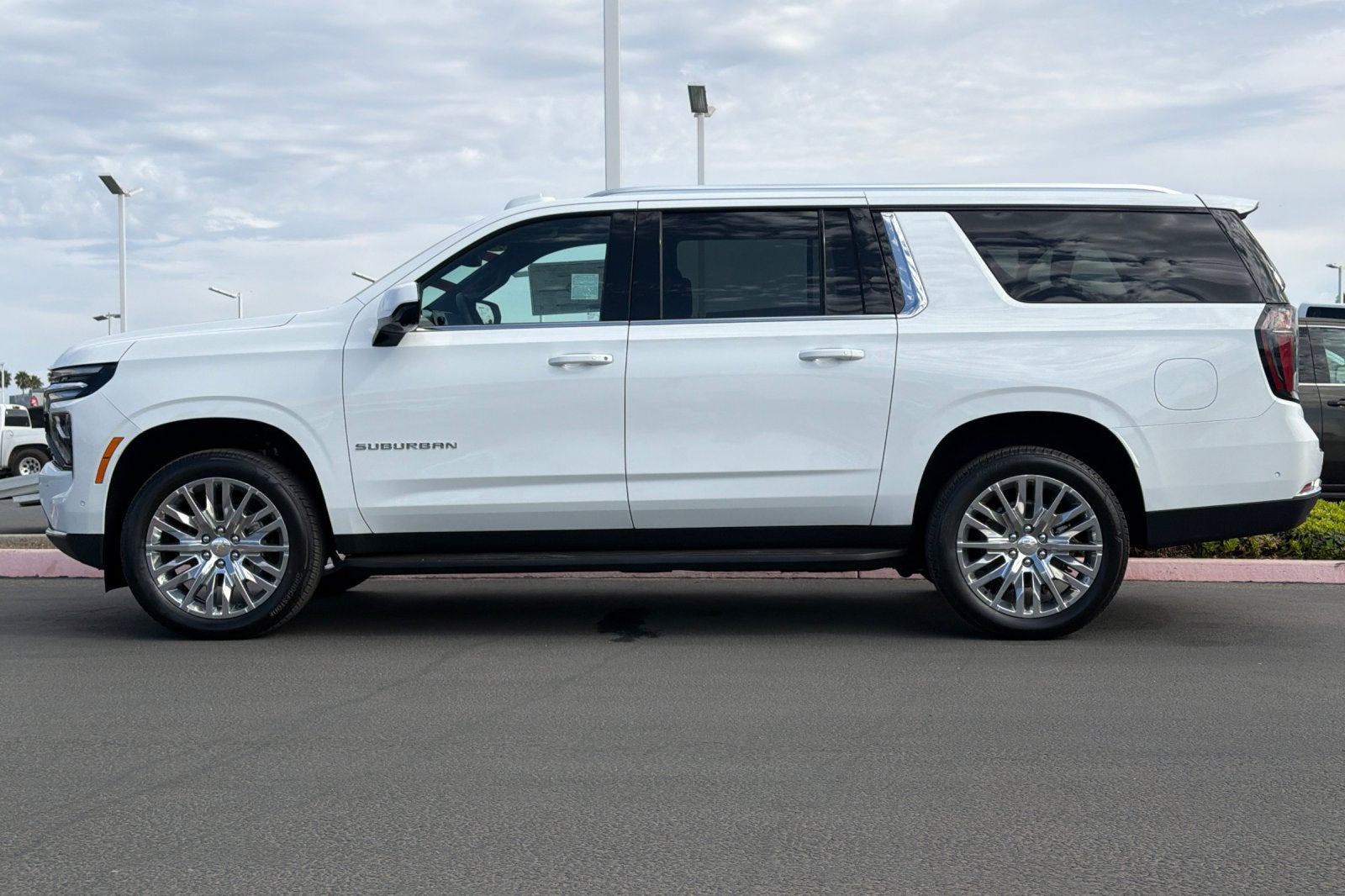 2027 Chevrolet Suburban LS
