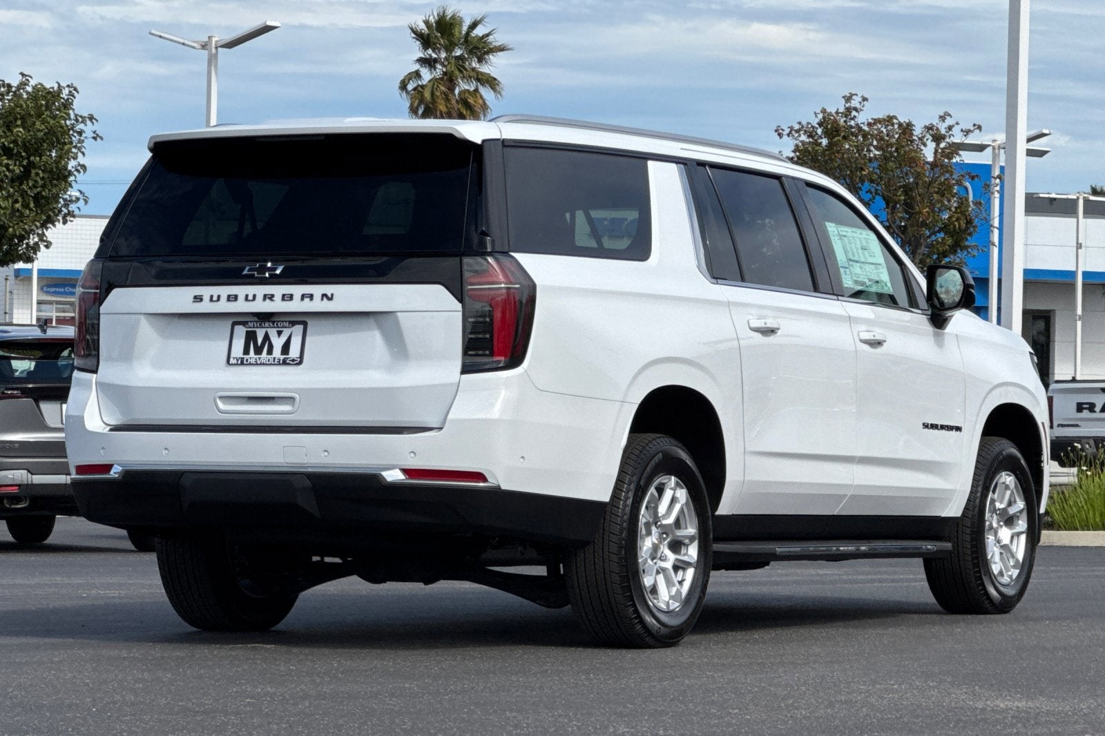 2026 Chevrolet Suburban LS