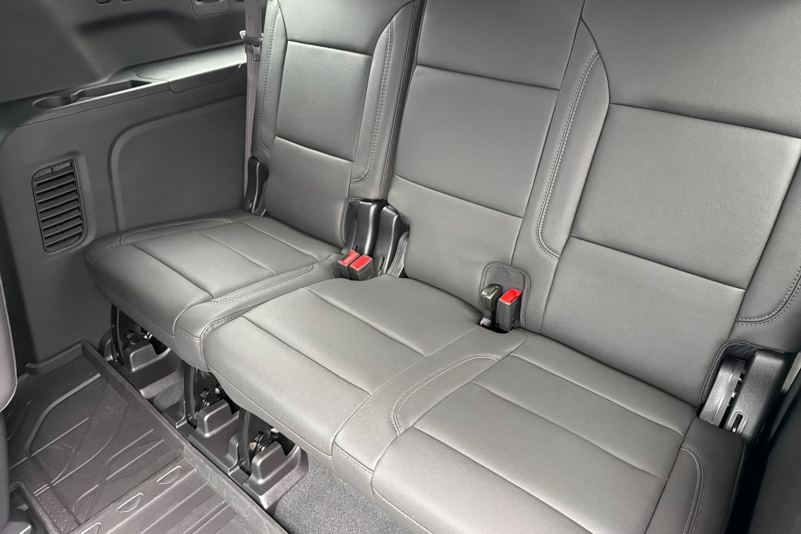 2027 Chevrolet Suburban Z71