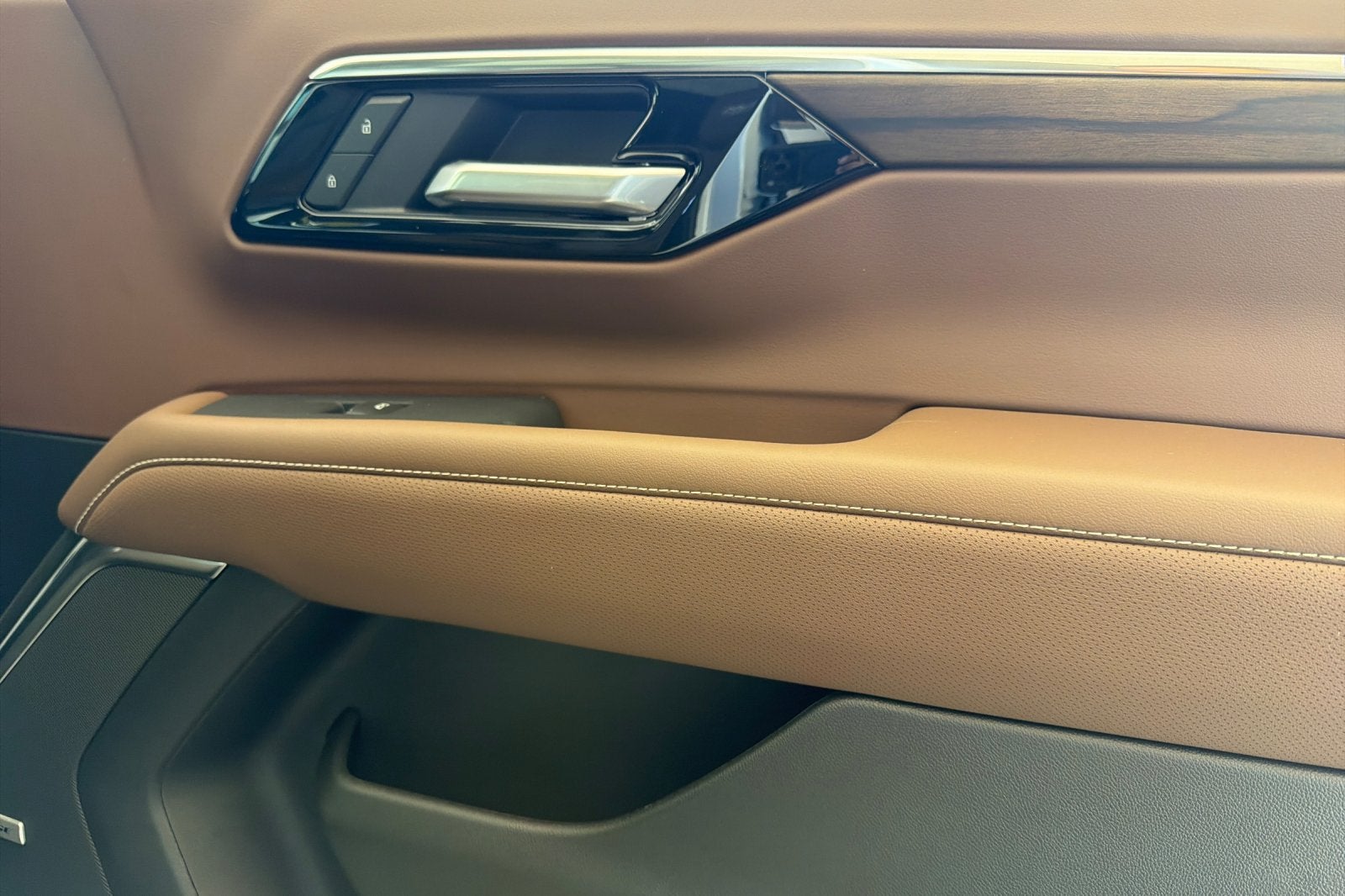 2027 Chevrolet Suburban High Country