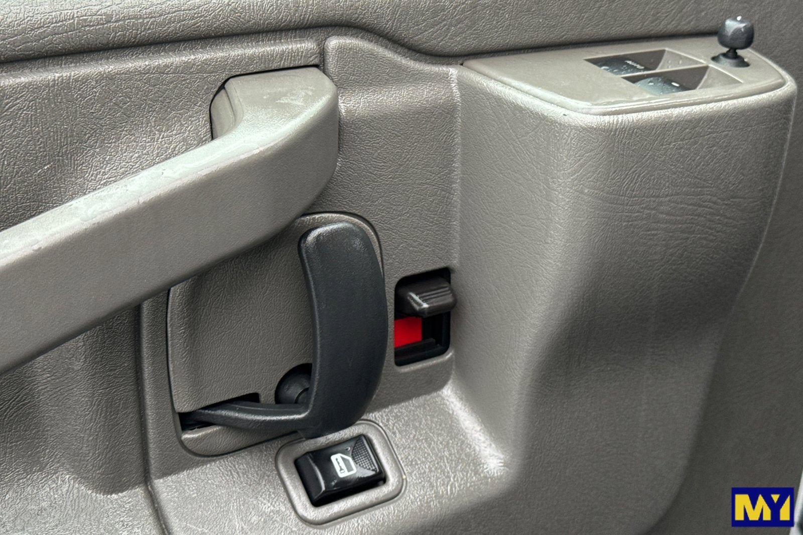 2024 GMC Savana Cargo 2500 Work Van