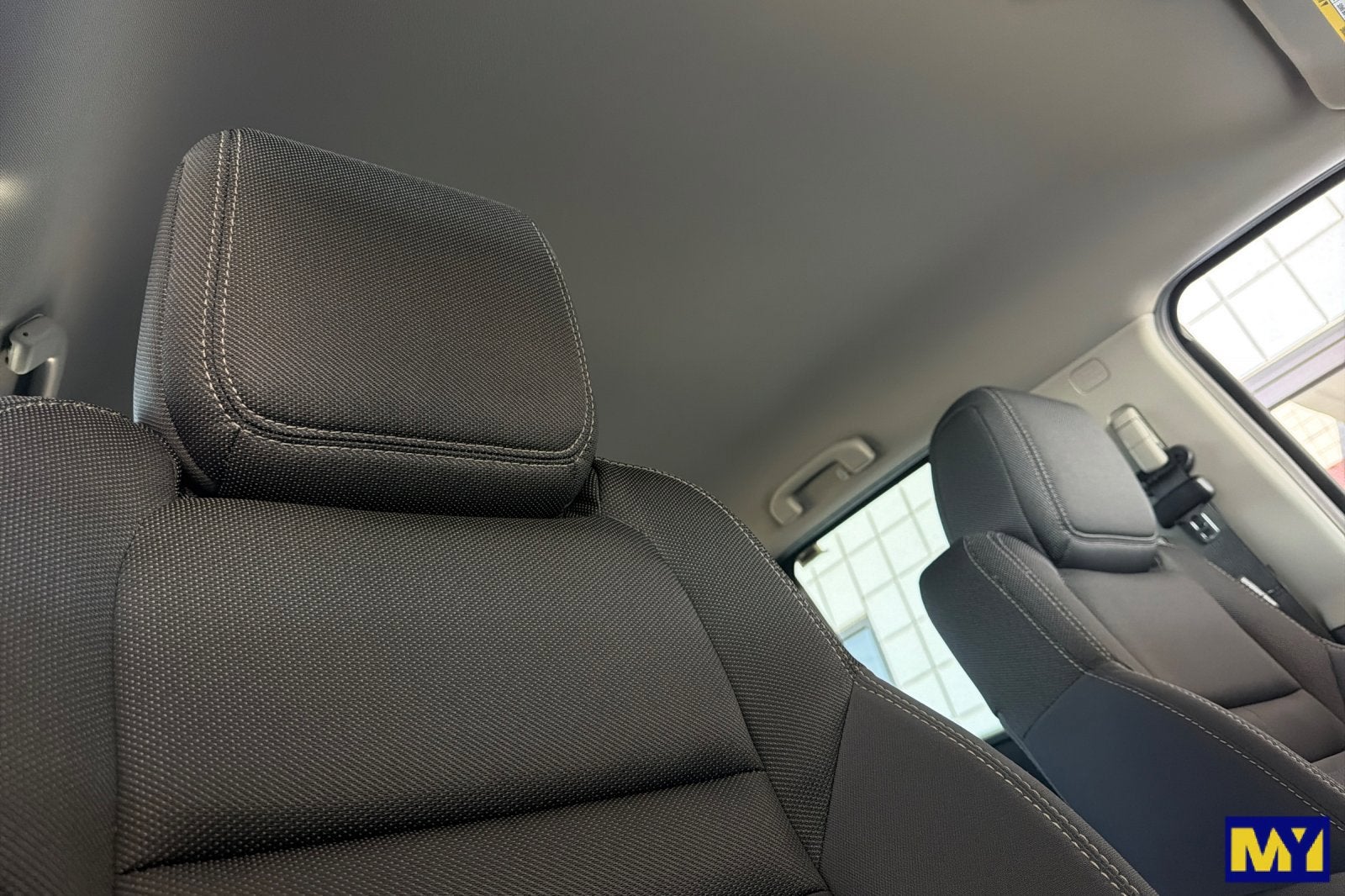 2022 Nissan Frontier Crew Cab SV 4x2
