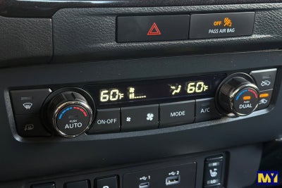 2022 Nissan Frontier Crew Cab SV 4x2