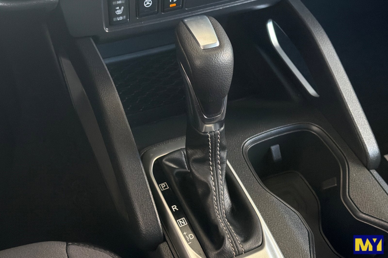 2022 Nissan Frontier Crew Cab SV 4x2