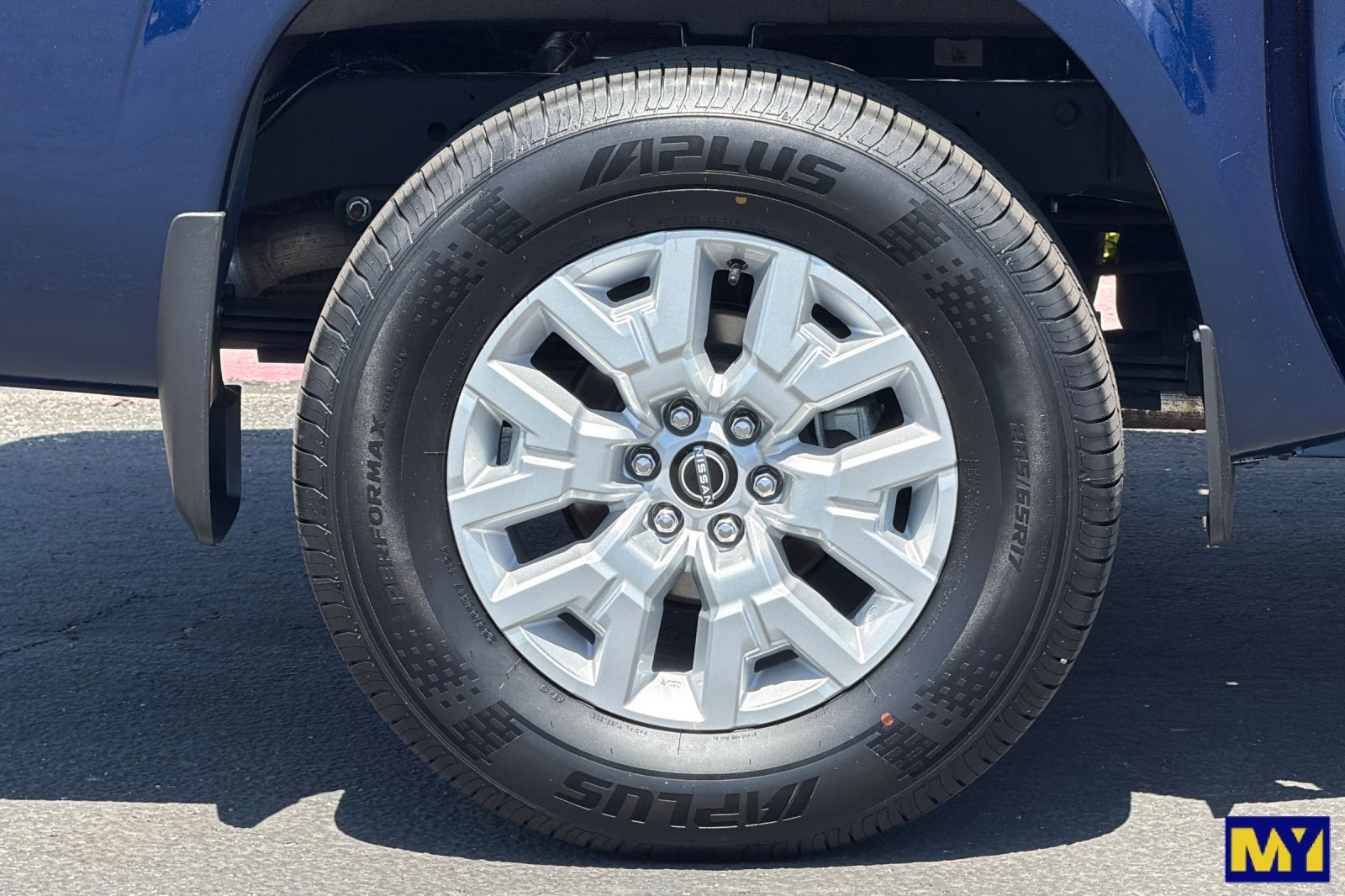 2022 Nissan Frontier Crew Cab SV 4x2