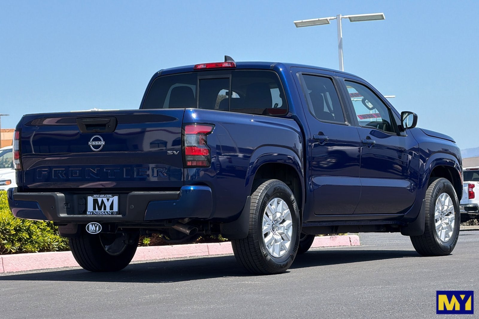 2022 Nissan Frontier Crew Cab SV 4x2