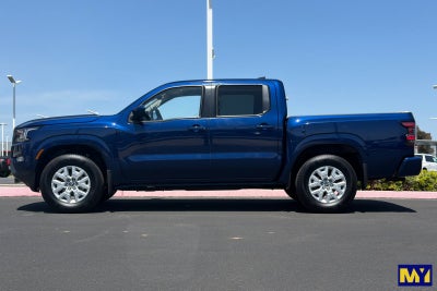 2022 Nissan Frontier Crew Cab SV 4x2