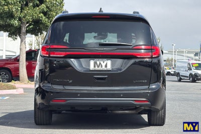 2025 Chrysler Pacifica Limited