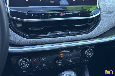 2022 Jeep Compass Latitude FWD