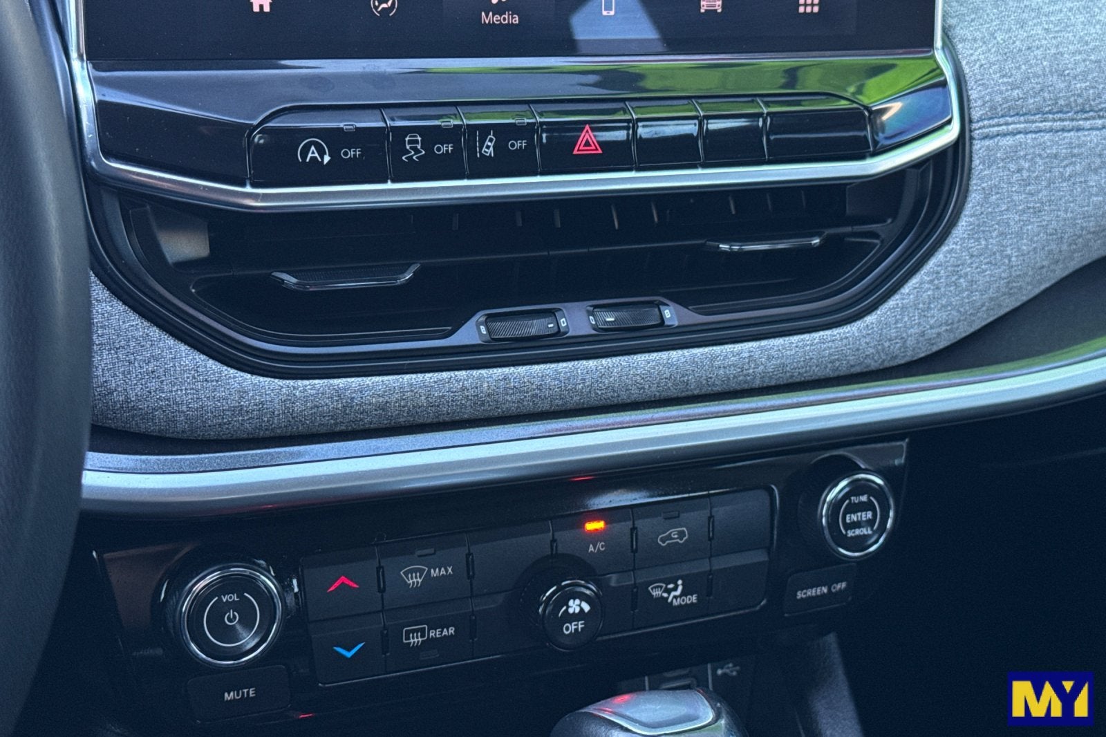 2022 Jeep Compass Latitude FWD