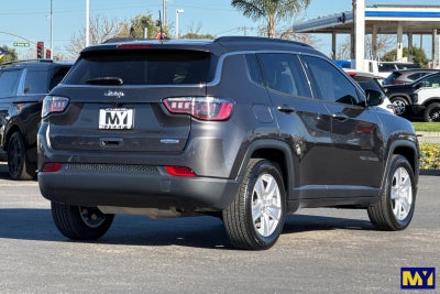 2022 Jeep Compass Latitude FWD