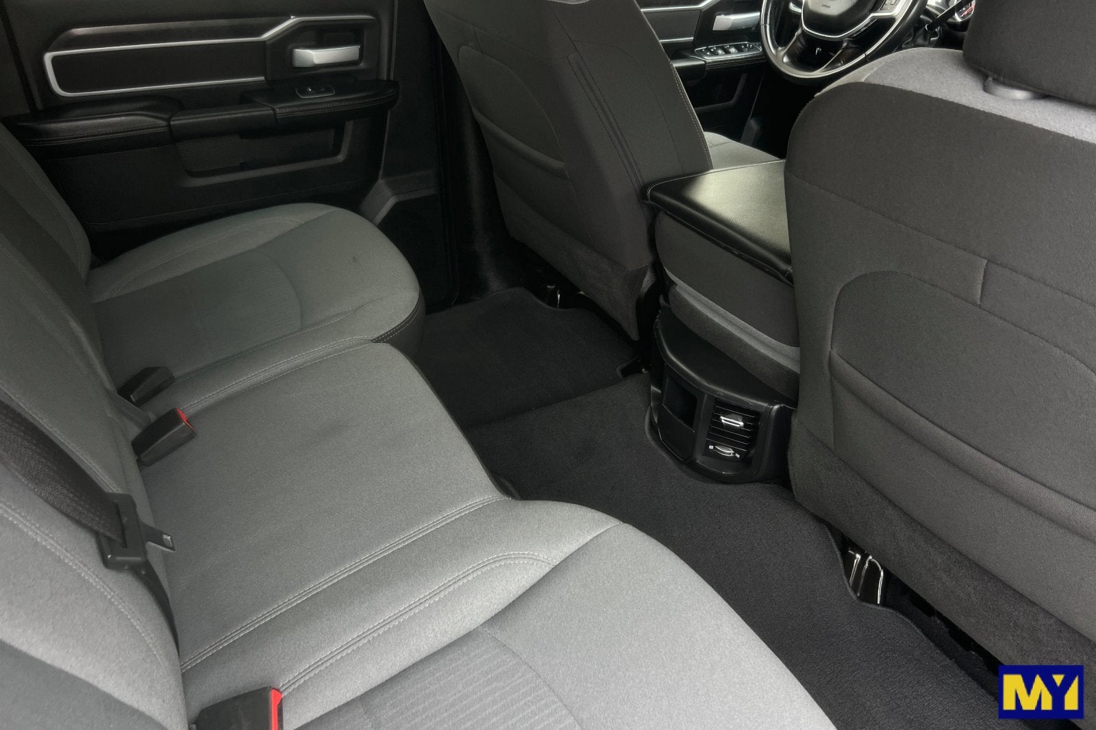 2024 RAM 2500 Big Horn Crew Cab 4x4 6'4" Box