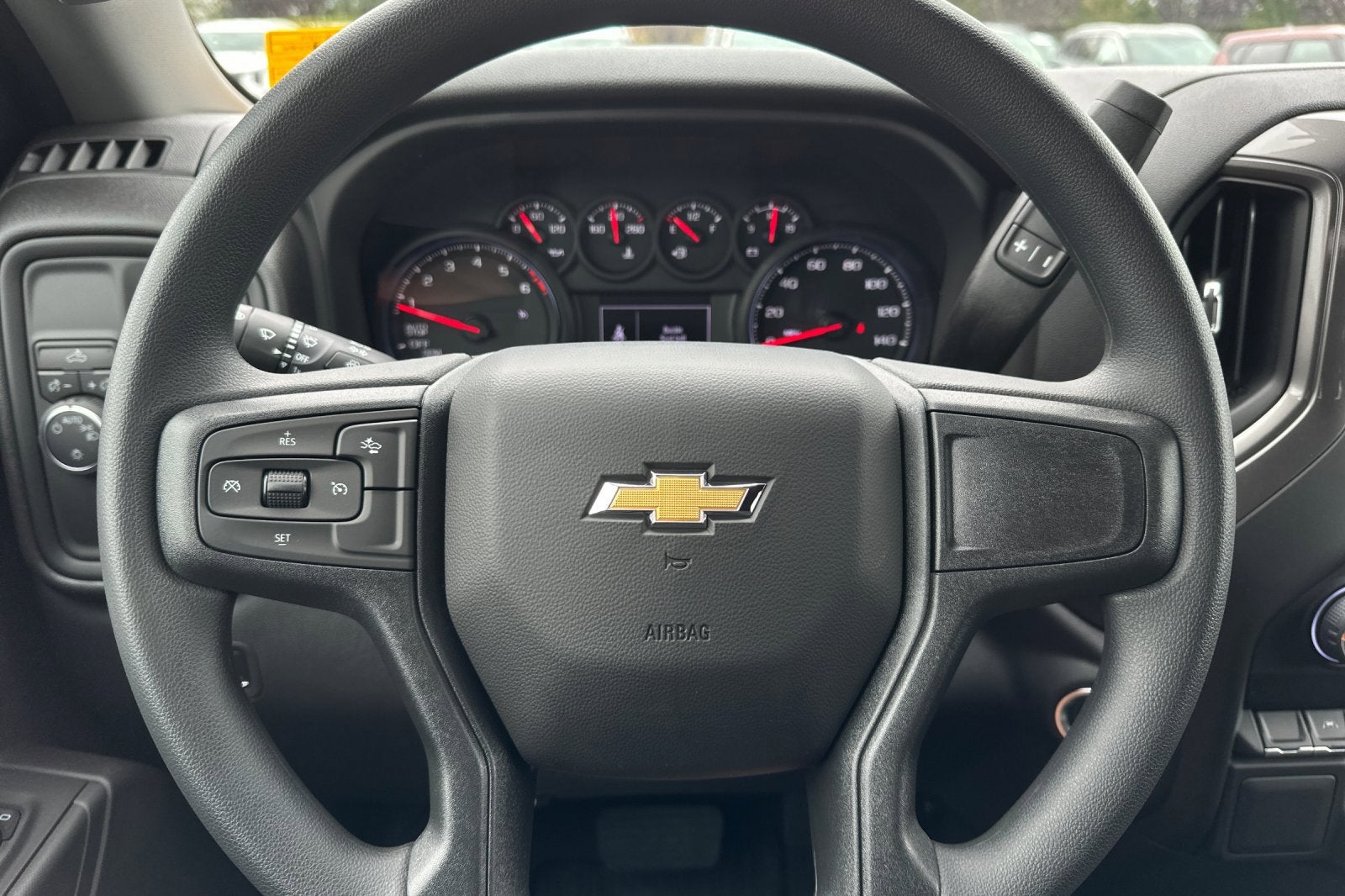 2025 Chevrolet Silverado 1500 Custom