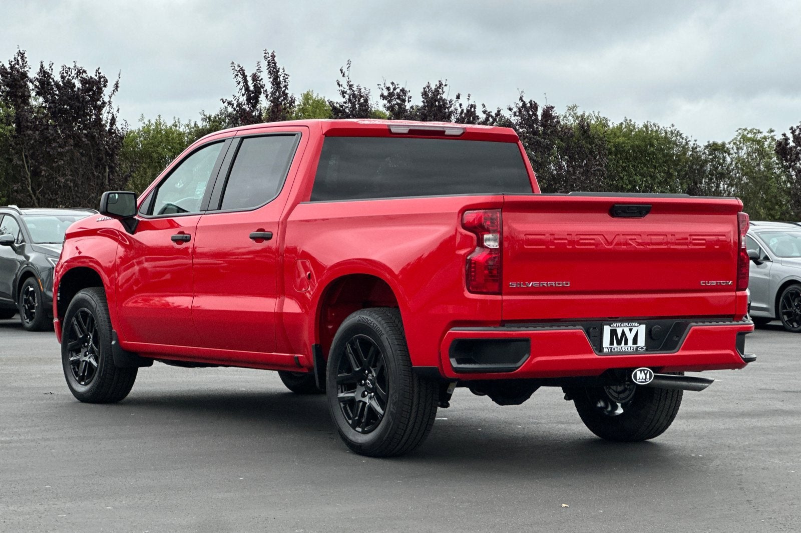 2025 Chevrolet Silverado 1500 Custom