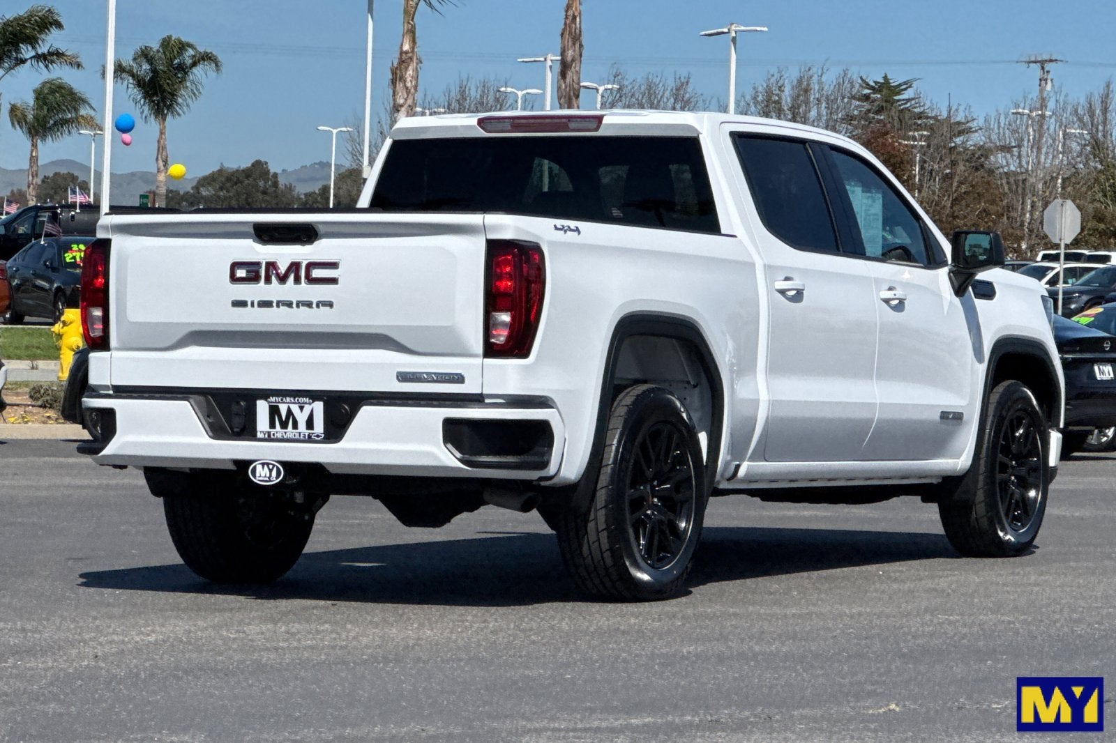 2024 GMC Sierra 1500 Elevation