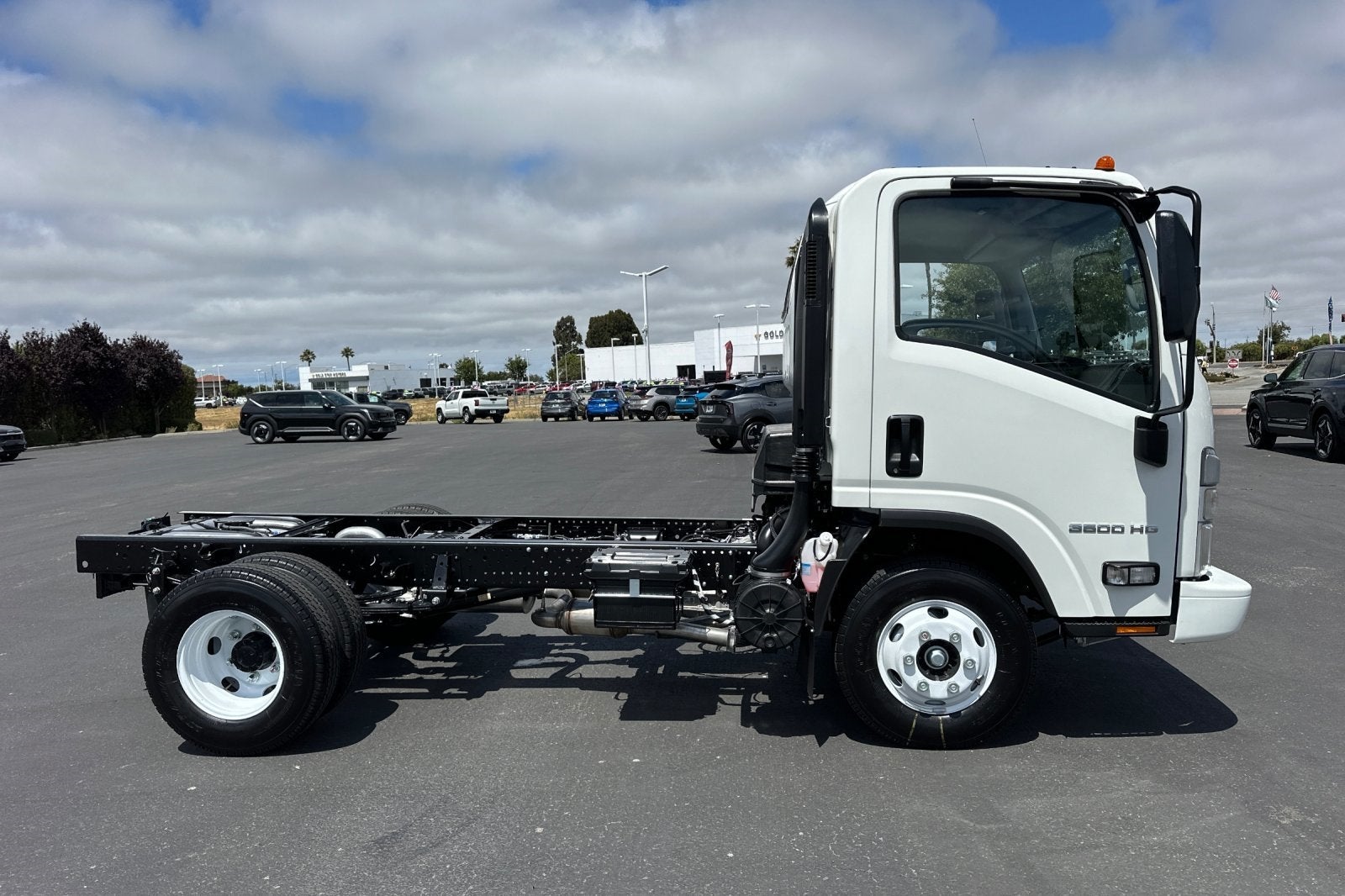 2026 Chevrolet Low Cab Forward 3500 Base