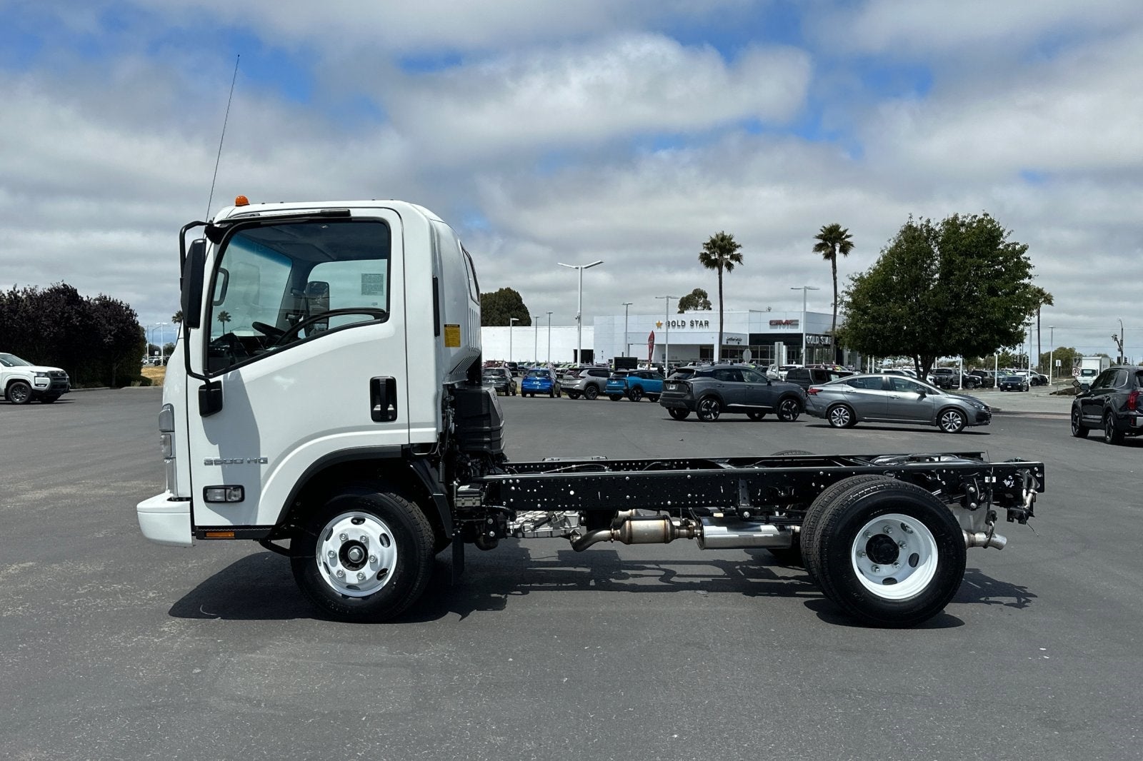 2026 Chevrolet Low Cab Forward 3500 Base