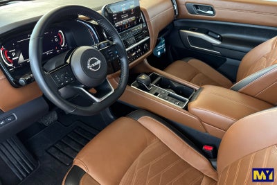 2023 Nissan Pathfinder Platinum FWD