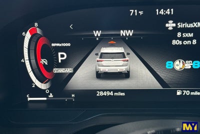 2023 Nissan Pathfinder Platinum FWD