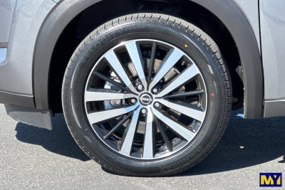 2023 Nissan Pathfinder Platinum FWD