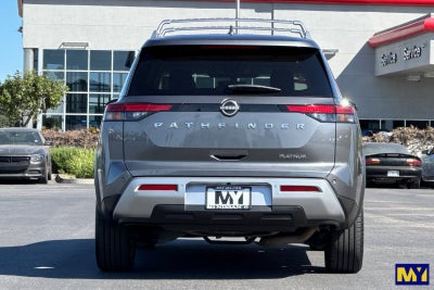 2023 Nissan Pathfinder Platinum FWD