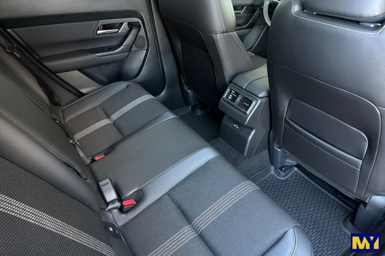 2025 Mazda Mazda CX-50 2.5 S Premium Package