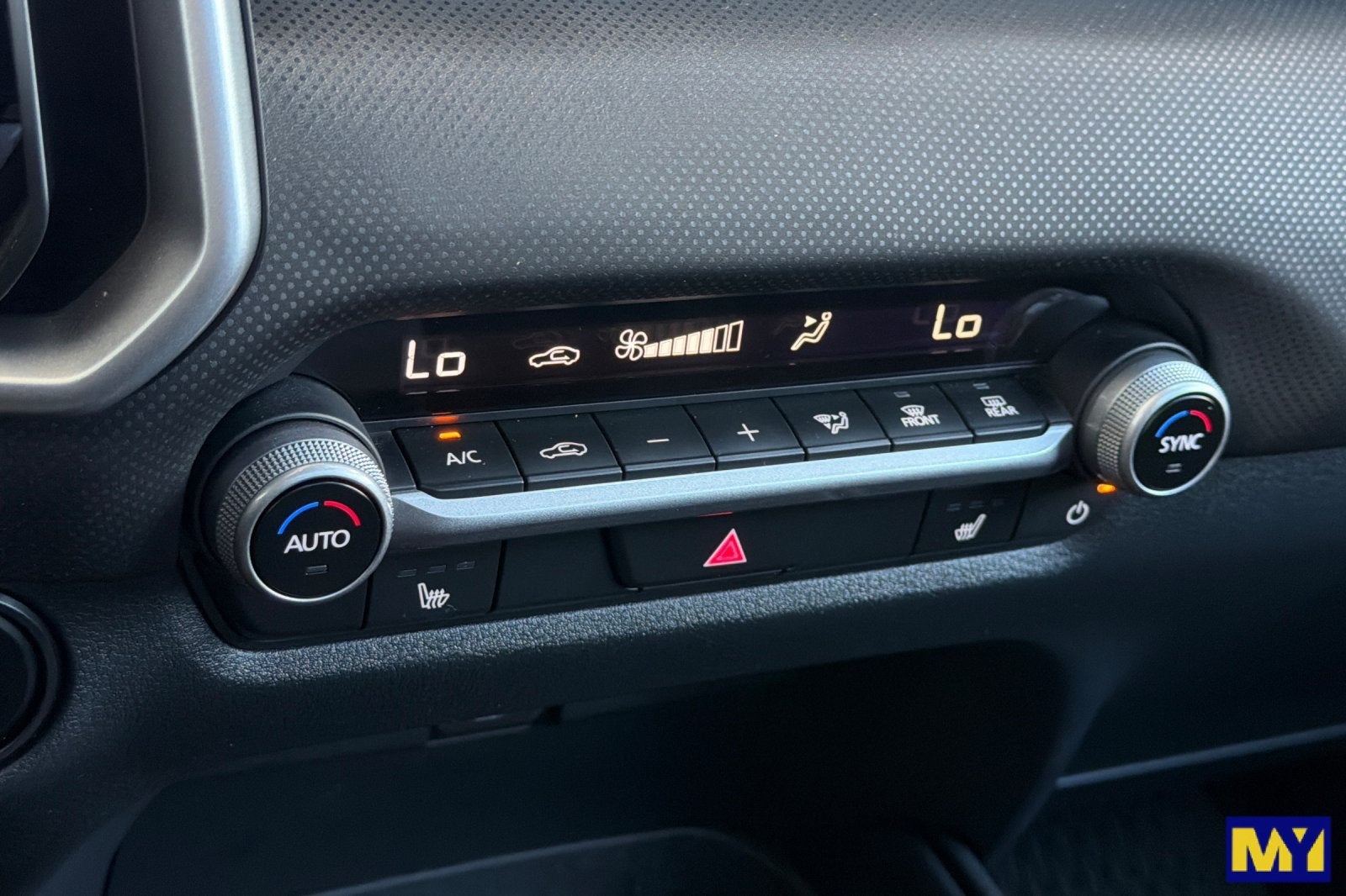 2025 Mazda Mazda CX-50 2.5 S Premium Package